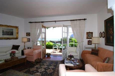 Il Glicine Sul Golfo Bed & Breakfast Mondello Exterior photo